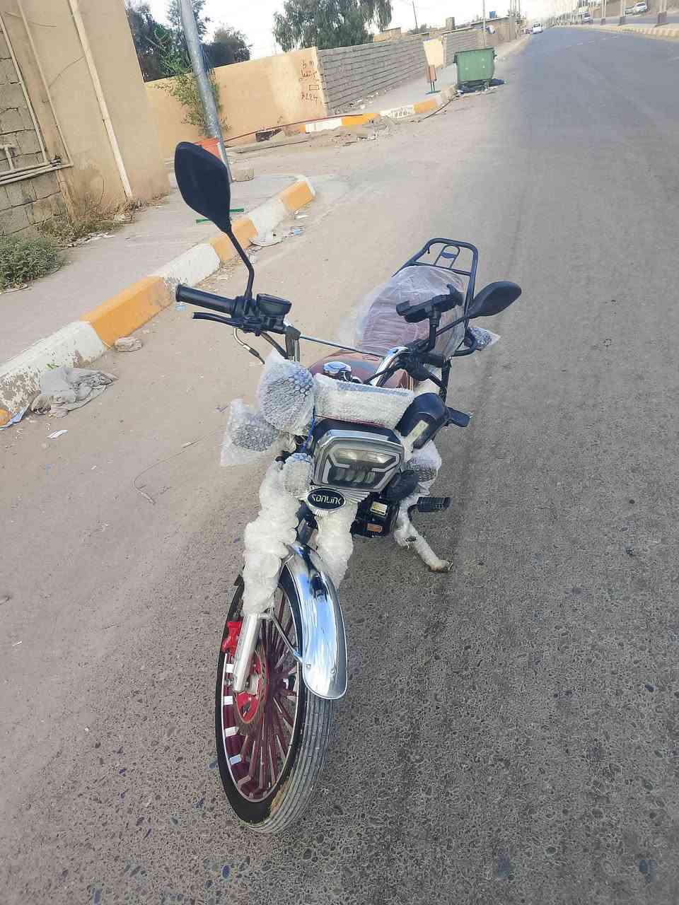 السلام عليكم دراجه موديل 25   سيفان للبيع محرك 200 ضاغطه وزنجيل تشغيل عن بعد نظافه شوفه العين شرط كل شيء شغال  السعر 925 بها مجال شيء قليل الموشراي لا يخابر الرقم الهاتف فقط ***********
