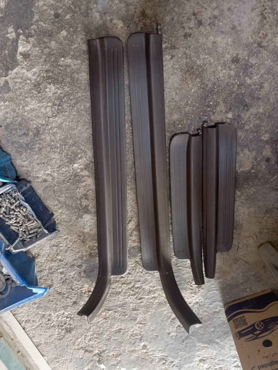قطع غيار • قطع غيار سيارات