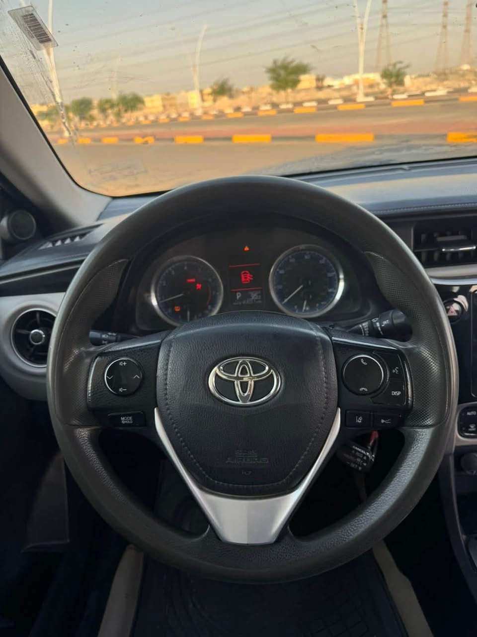 سلام عليكم
كورلا ٢٠١٧ امريكي 
رقم بصرة باسمي تحويل
بيها قطعتين رش فقط
ضررها كلش بسيط وموضح بالصور
جاهزه مكينه ١٨٠٠ 
كير حداده تخم تاير تبريد كله جاهز
السعر 120  وبيها مجال بسيط
البصرة / القبلة
***********
