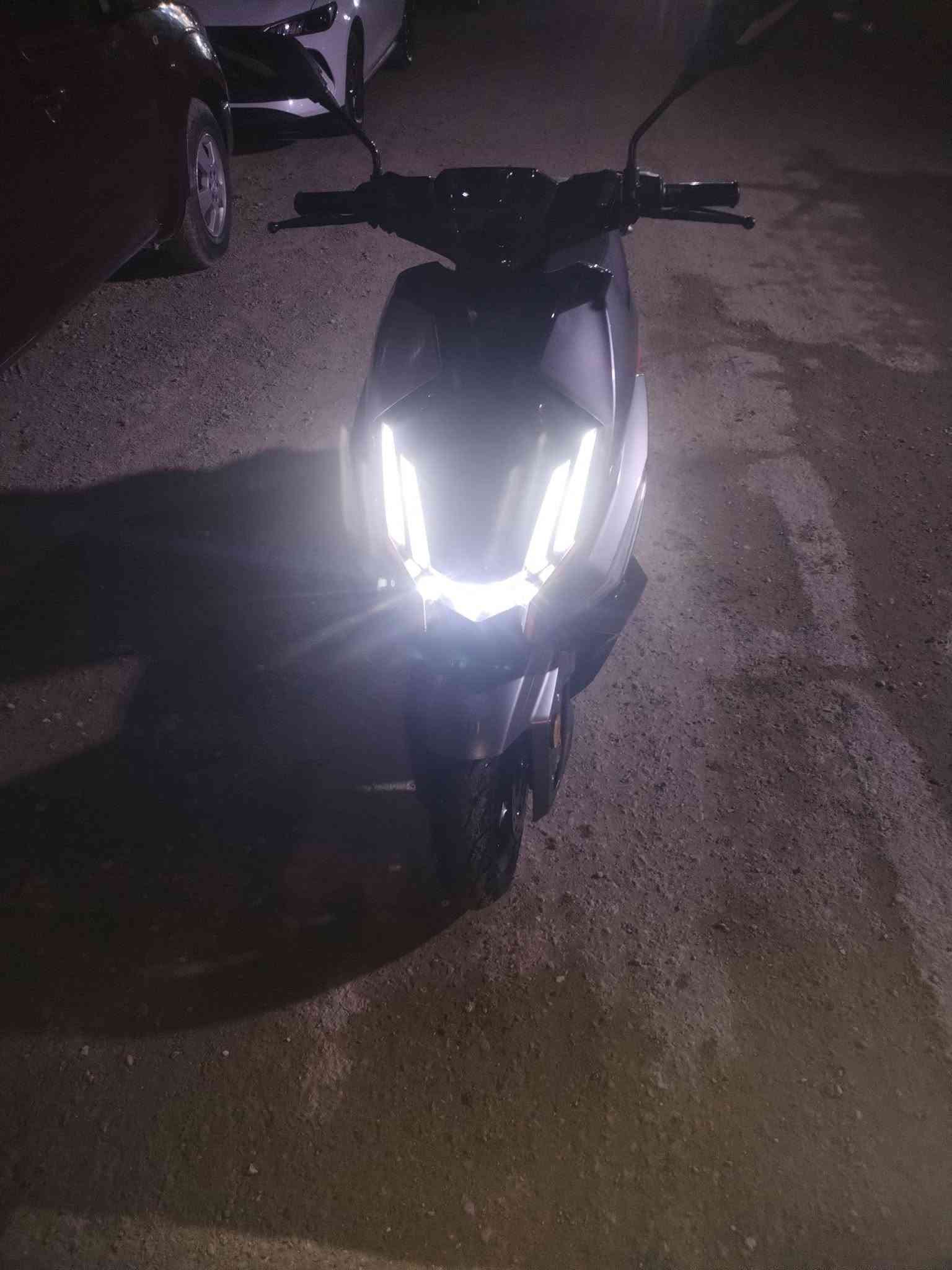 شحن • ٦بطاريه • ٧٥كيلو