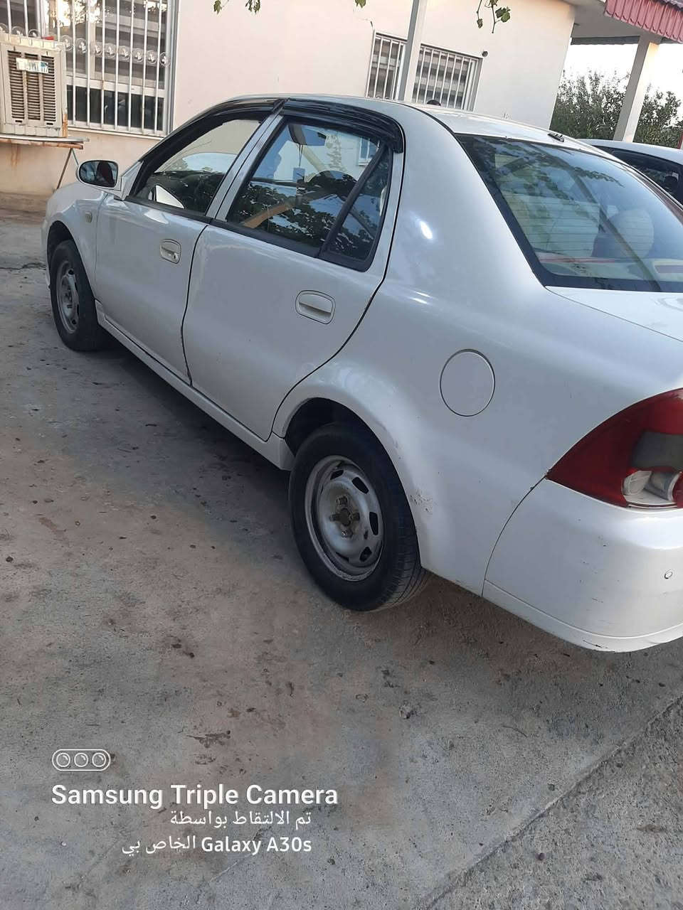 للبيع سيارة سيكي موديل ٢٠١٢ سنوية مالا ٢٠٢٩ محريك بي صرف بيها جاملا اليمين مبدل سقف بي شوية تعديل بارد تبريد شغال عنوان موصل جانب الايسر استفسار سعر ٤٠ ورقه الرقم ***********
