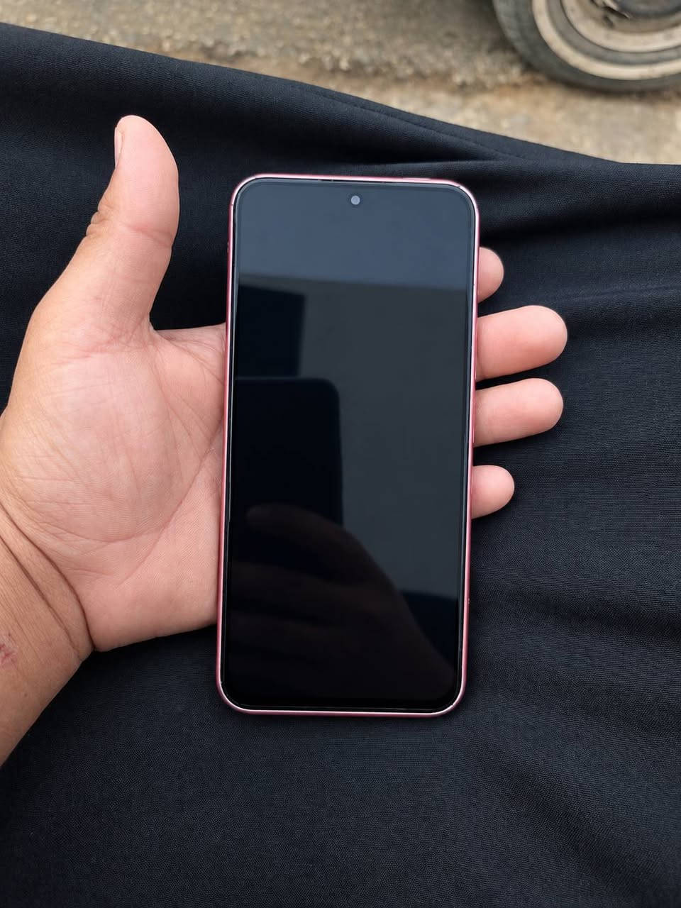 سلام عليكم 
شباب جهاز للبيع  انفنكس هوت 60برو لون المميز وذاكره 256عشوائيه ٨+٨ بطاريه 5600 جهاز نضيف اخو جديد كامل ملحقاته سعر 350 وبي مجال مكاني نجف خاص مفتوح

