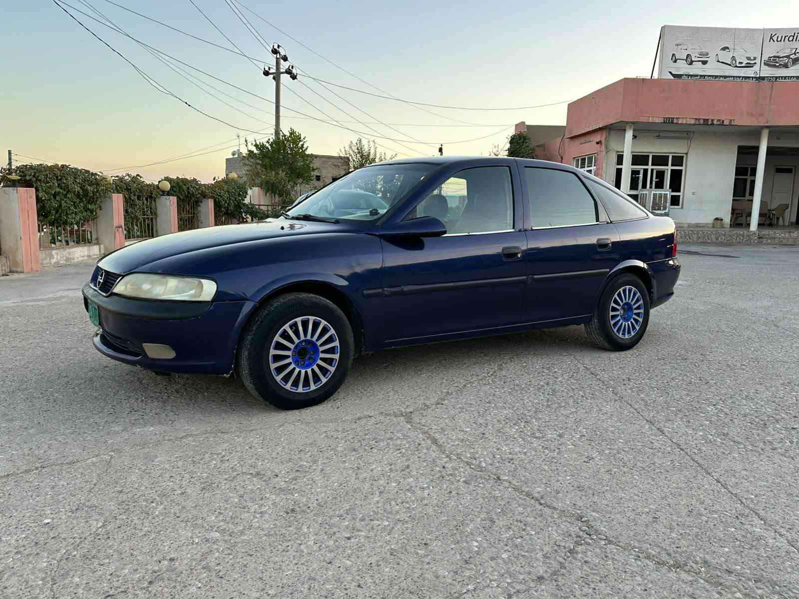 اوبل موديل 1997 تبريد
محرك و كير شرت صبخ عام جمالي بدون ضربة 
شرعي ما اندل شرت اولياد شرت دين و سريقة 
سعر 27 بي مجال قليل 
مكان قسروك قضاء شيخان 
***********
