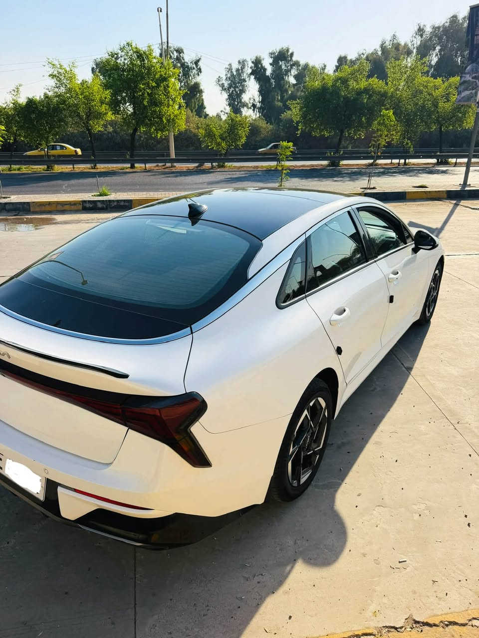 🚘 للبيع Kia K5 موديل 2024 خليجي
🔹 ماشية: 60,000 كم
🔹 خليجي – وكالة
🔹 الضمان: 100,000 كم
🔹 السيارة مكفولة ضمن الضمان
🔹 السيارة بحالة جيدة
🔹 توجد ملاحظة بسيطة في الصندوق فقط

📞 للاستفسار والتفاصيل:
***********

💰 السعر عند الاستفسار والتواصل
