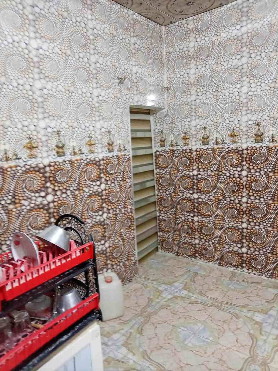 دار للبيع 
مساحة 100 متر مربع 
الموقع حي الرحمة الاولى خلف الشارع العام 
الدار للسكن 
توزيع بلدية اصولي 
السعر 28 
للتواصل والاستفسار خاص.
