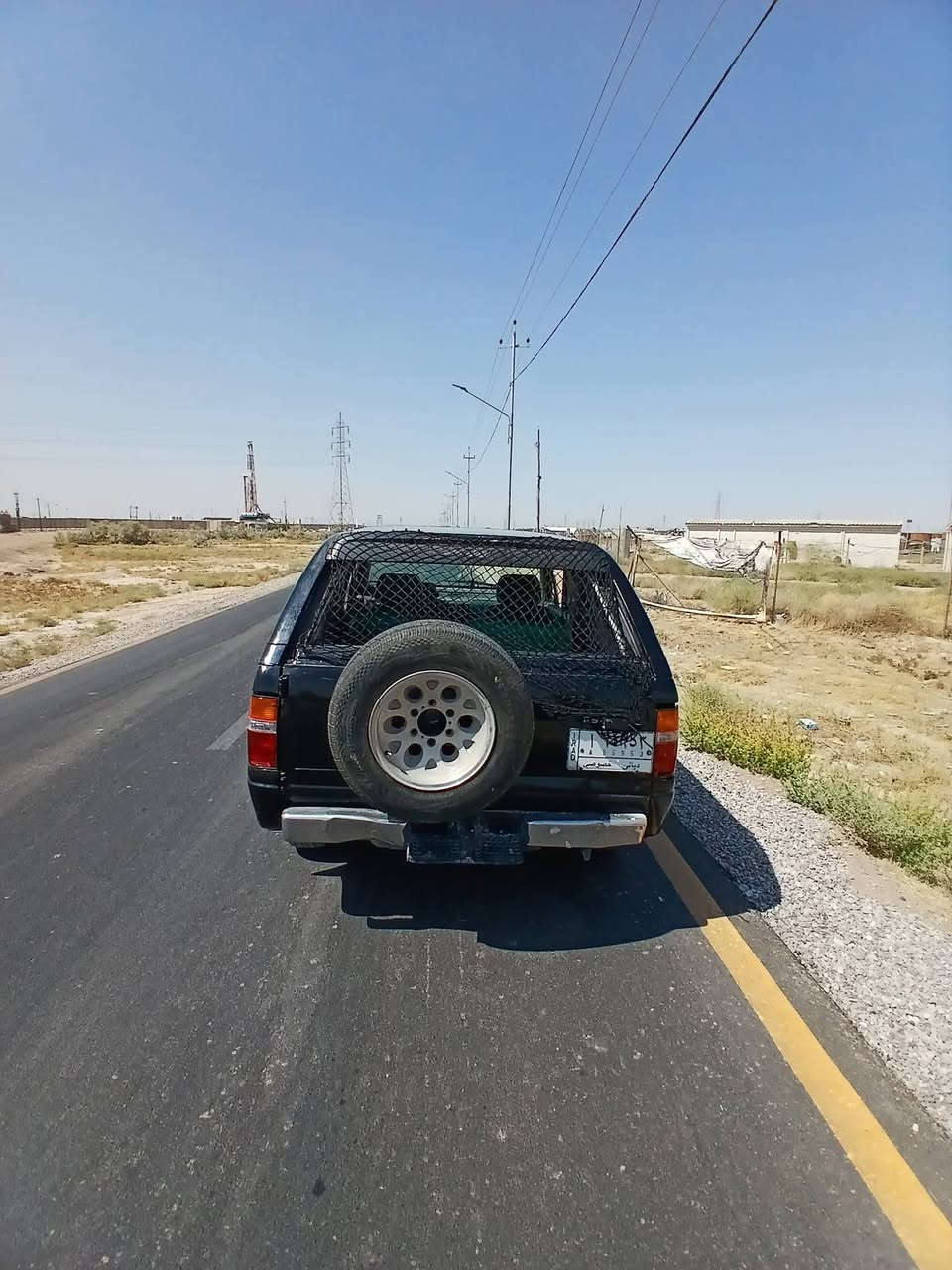 تيوتا اسوزا  موديل ٩٥. .. محرك كير تخم تاير صدر خلفي أمامي كلة جديد.... كير اوتو. مكينة يابان 3Y انسى بانزين اتصادي جدا..  السياره معمرة جديد سمكرة صبغ  دوشمة أرضية جلد تنته كلة جديد  كهربائي كلة جديد  ...  السعر ٢٥ بي  مجال.. عنوان بغداد...   اتصال ..  *********** تحويل مباشر
