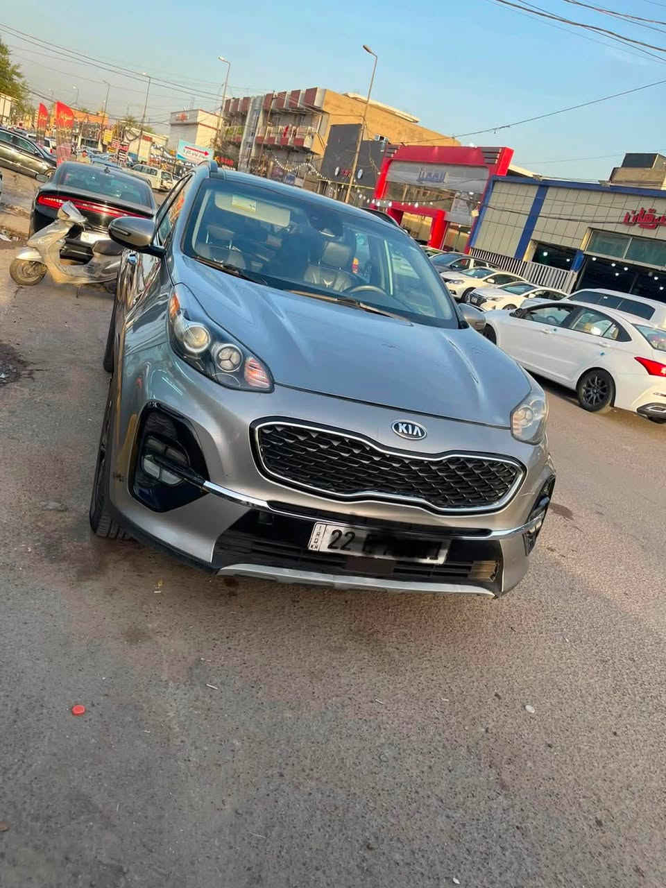 السلام عليكم للبيع سبورتج موديل ٢١فول مواصفات ex
حادثها جاملغ ايمن وباب بدون ايرباك 

بدون اي دواخل  

سيارة ماشية٤١ الف  رقم اربيل دولي صدر جديد تخم تاير تبريد ثلج  محرك ٢٤٠٠ مفتوح  تجي اعلى فئة 

بانوراما 

بصمة 

كشنات كهرباء 

ردار امامي 

رادار خلفي 

رادار جانبي 

فور ويل 

انحدار 

سايد بريك بصمة 

صندوك كهرباء 

لايت عالي ناصي هيلوجين 

مري شفط. تدفئة بلكشنات 

وبعد بيها مواصفات 

مكاني بغداد البنوك 

السعر١٥٠ وبيها مجال لشراي 

هذة رقمي ***********

غير متواجد علفيس الشراي يتصل
