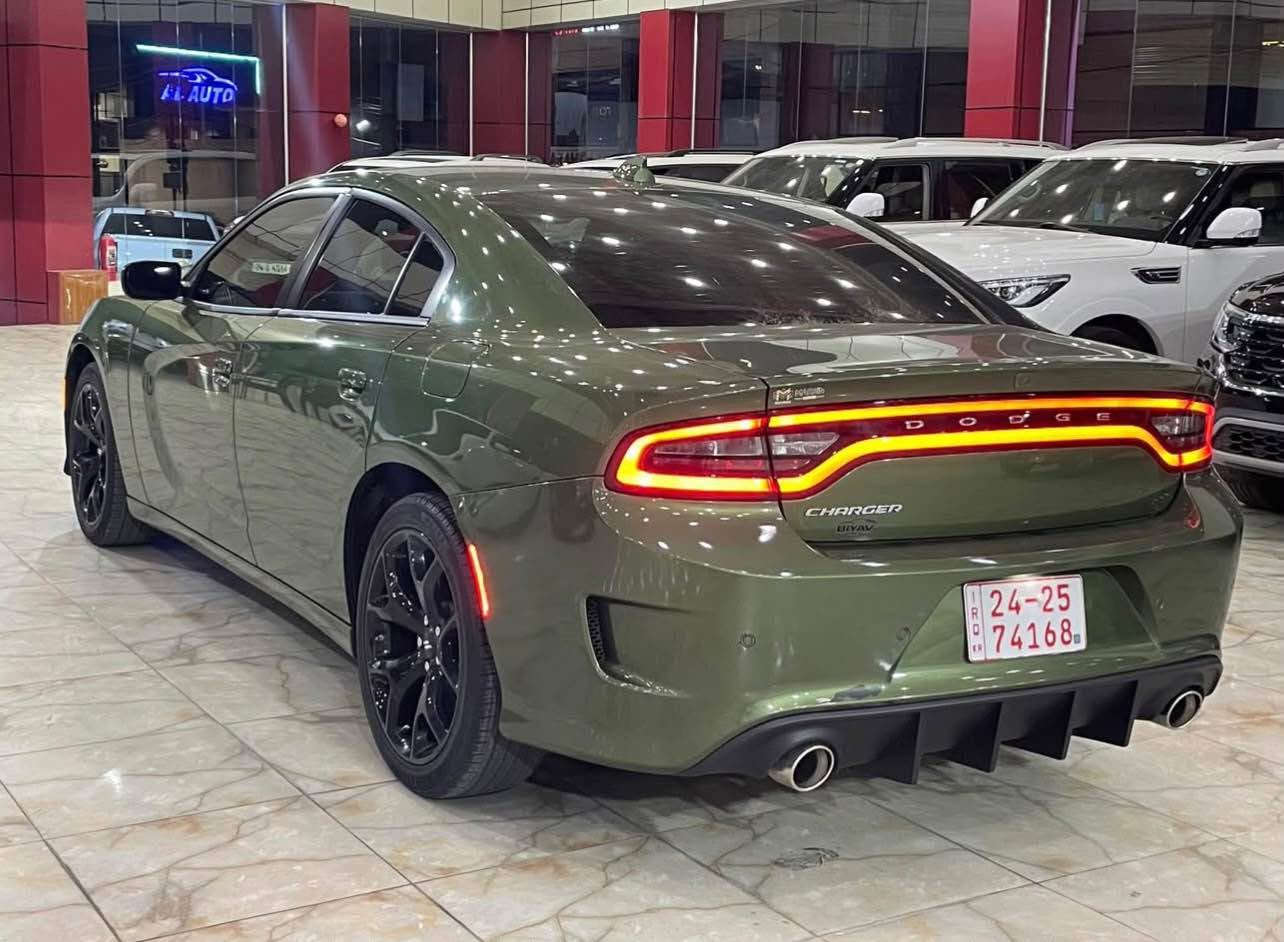 جارجر 2023 رقم اربيل 
قطعة ☝🏼 واحدة صبغ بدون ايرباك
تسجيل جديد سعر 26  وبيها مجال 
وكالة او تحويل سيارة جاهزة من كلشي ماشية 33 
Sxt
واتساب 
*********** بغداد, العراق
