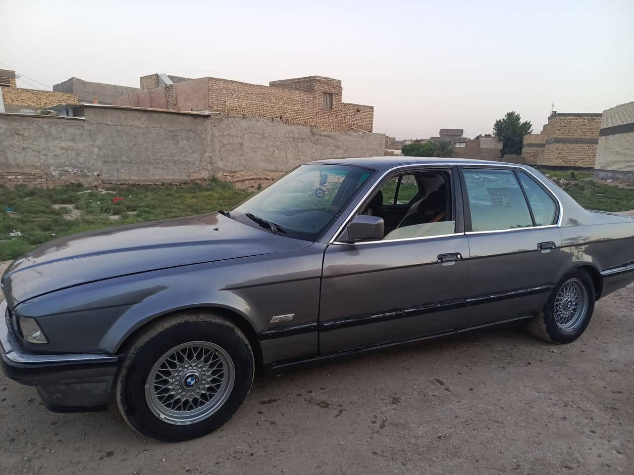 بي ام ٧٣٥ • ١٩٩١ • مكينة حداديه