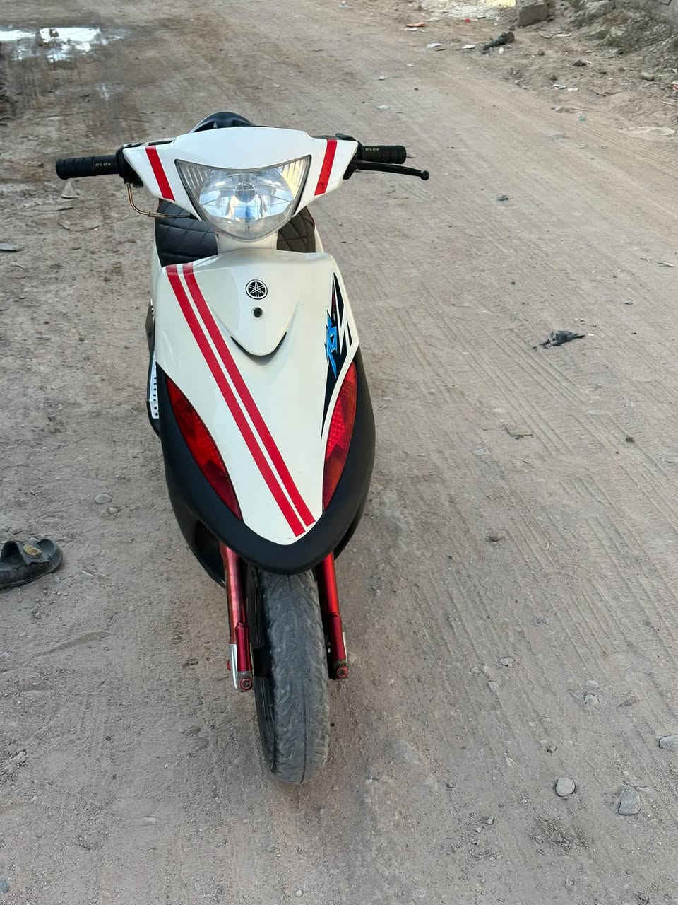 للبيع ماكس عدله  دراجه مبدل ولفات  فقط وين ما تريد تفحص افحص  العنوان بصره قرنه بني منصور  الناحيه / رقم : *********** سعر 550 وبيه مجال كلش بصيط  المو شراي لا يتعبني
