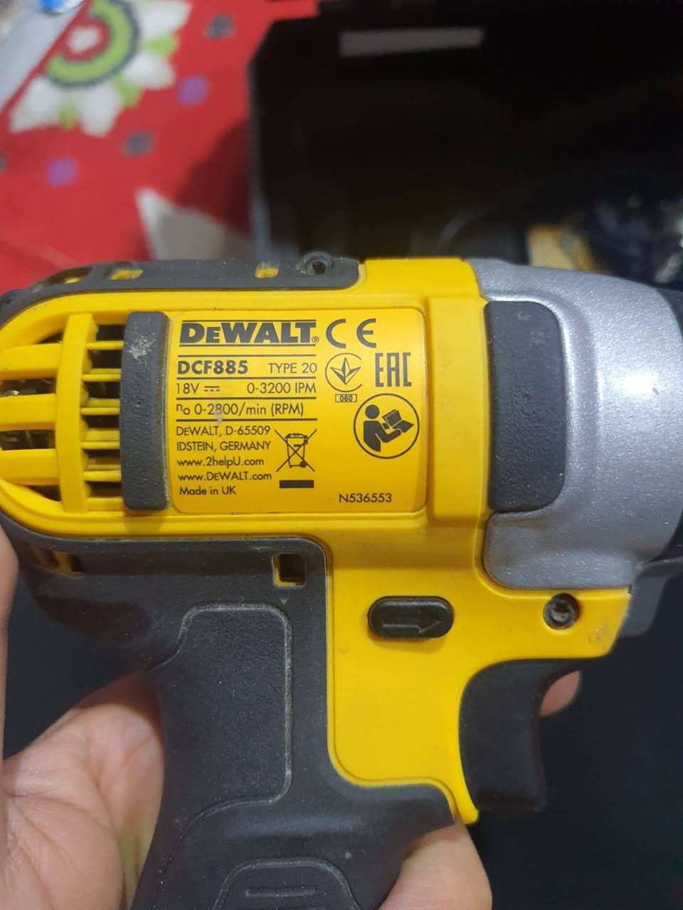 ديوالت أصلية • DCZ298S2T • 18V بروشلس