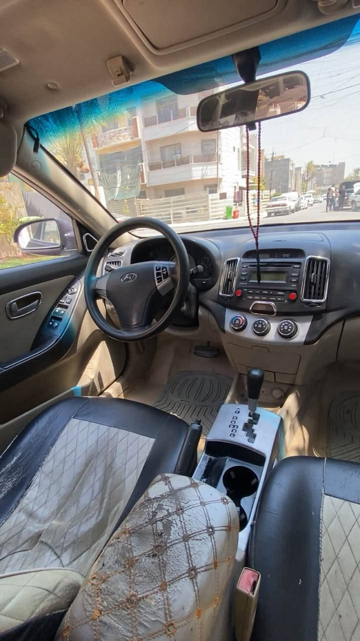 السلام عليكم النتراء موديل 7 حجم المحرك 2000دوش ورد مريكي حادثها بس بابين الصدر
بدون ضرر سياره جاهزا بدون صبغ كير محرك حداديه 
رقم بغداد سنويه ل 29 مشروع وطني جاهزا السياره
سعر  77  وبيها مجال بسيط تصال ***********

