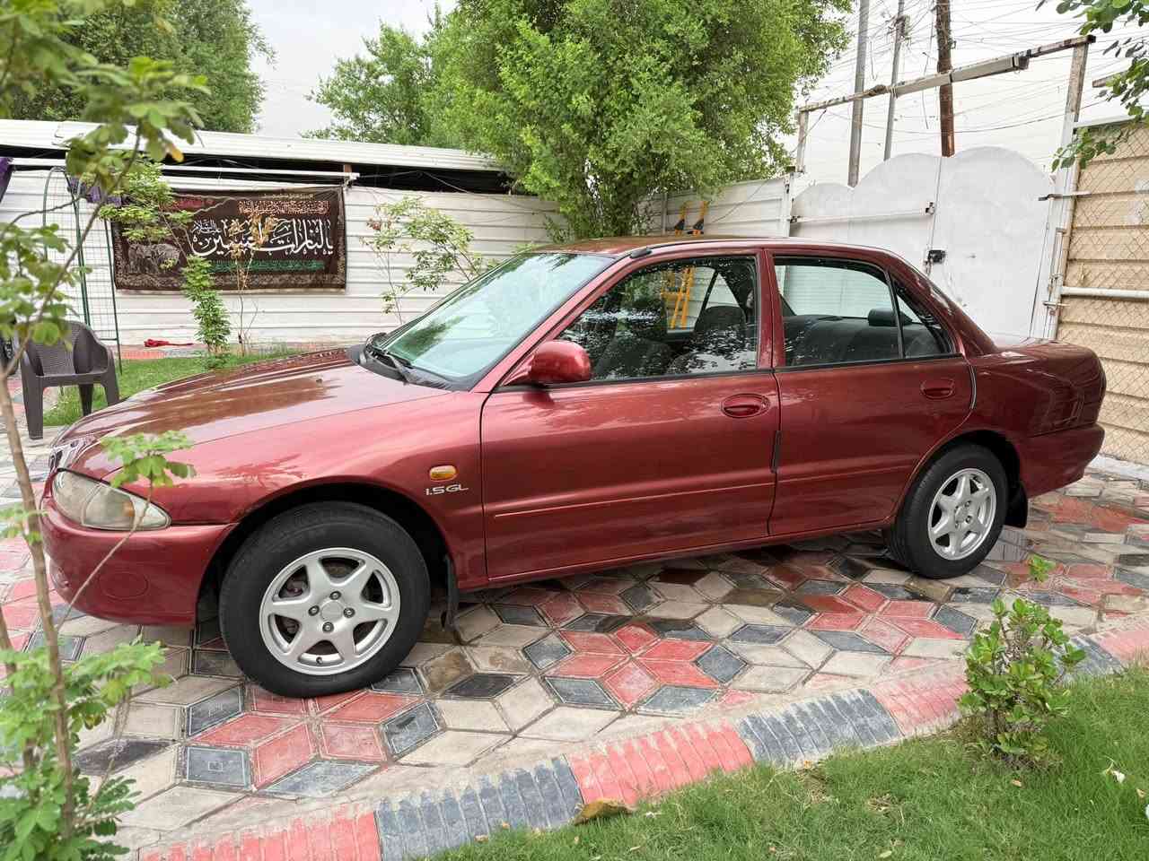 السلام عليكم 

بروتون موديل 2004 للبيع 
السياره كفاله عامه استلام شركه سبيرهه منازل 
كتلوكات كلهه موجودا مال شركه كير محرك صدر تخم تاير 
كهربائيات كلهه كفاله السياره جانت مضمومه ماشامه الهوا 
مكفوله كفاله عامه من الصبغ والشخط حت دعامياتهه شركه 
السياره اب اسمي رقم بغداد دولي سعرهه (65 ) وبيهه مجال جدا بسيط مكان السياره بغداد حي اور / ***********
