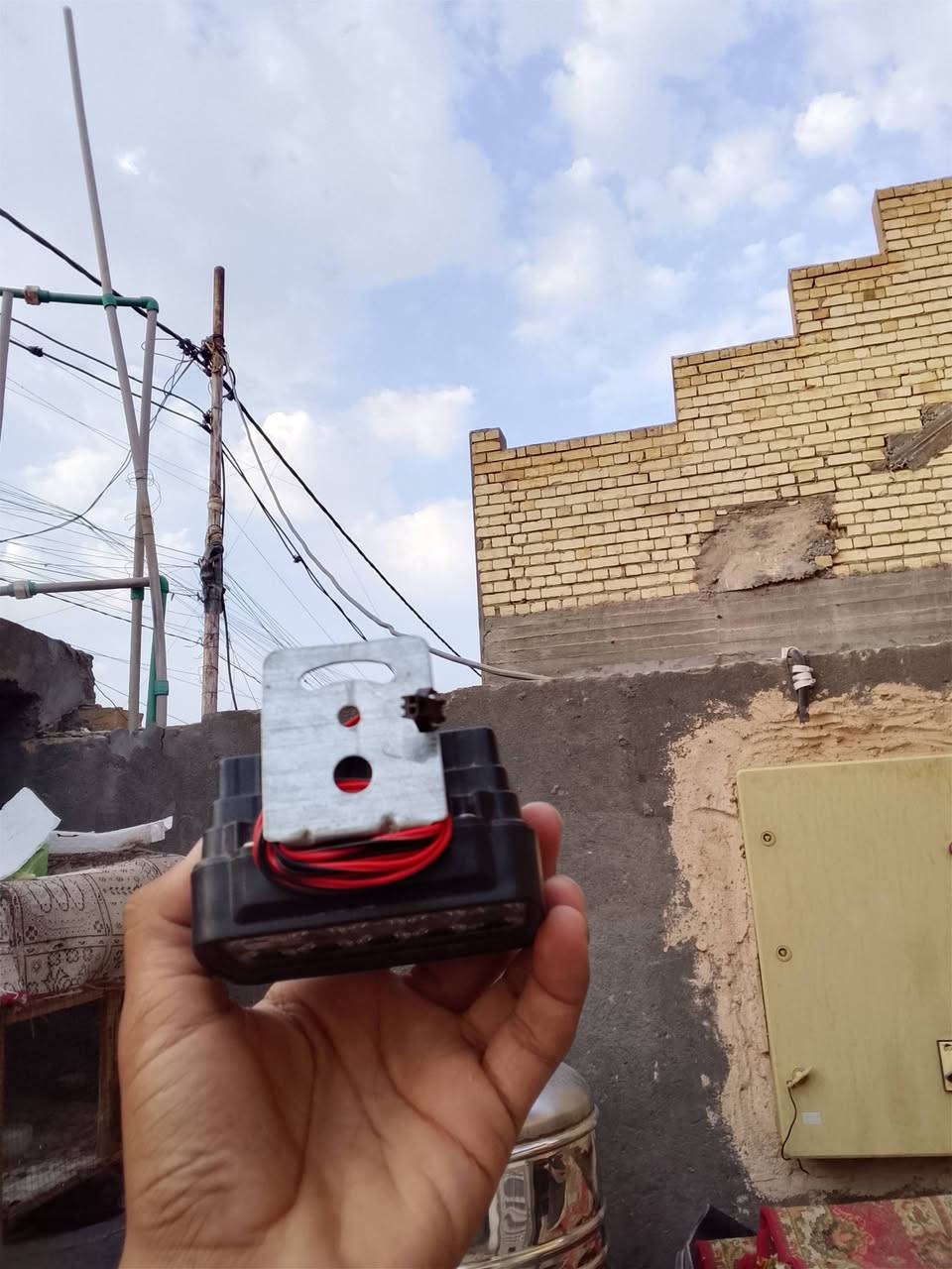 R9 • بكلايت • كشنات خلفي