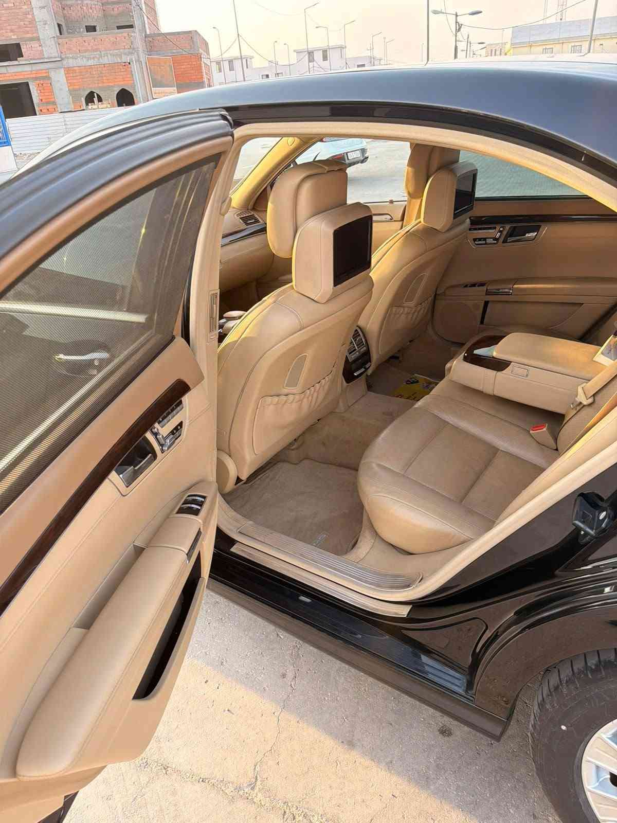 S500 • ٢٠١٣ • باب طويل