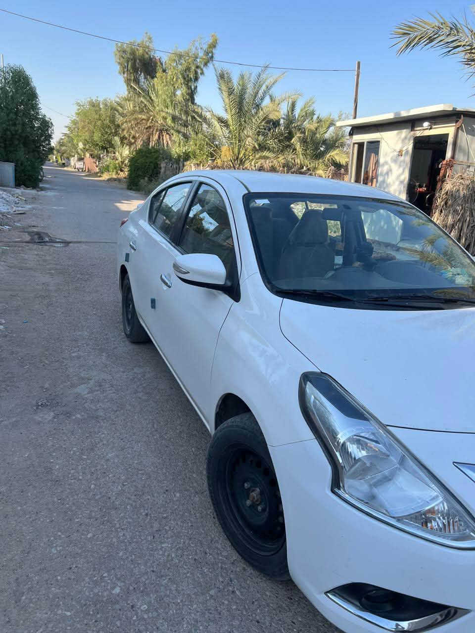 سيارة نيسان سني موديل ٢٥ كفاله عامه رقم أربيل سعره ١٢٢ بيه مجال قليل ***********
