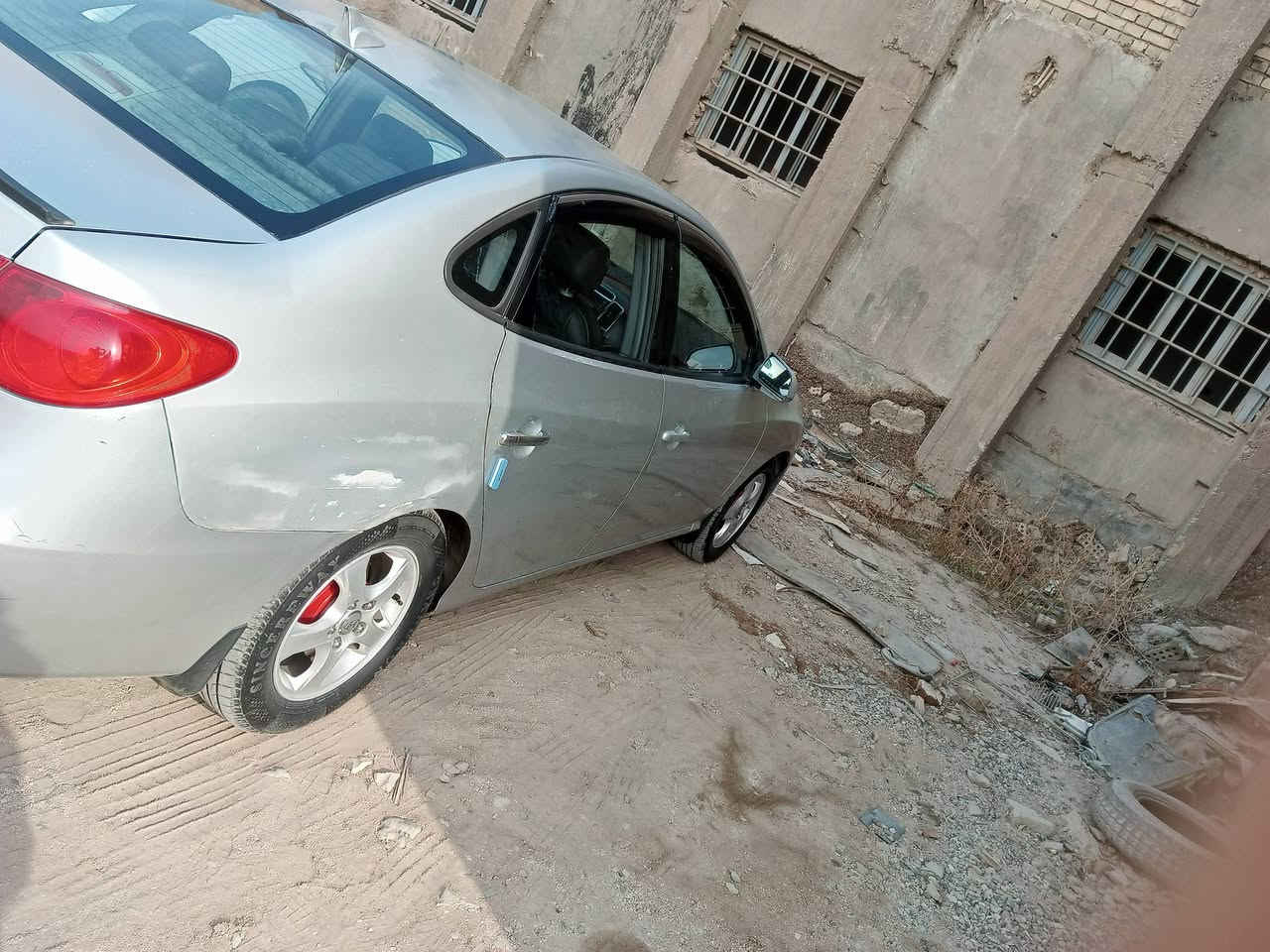 السلام عليكم سياره النترا موديل 2007 وارد امريكي حادثها بسيط جهه صفحه البنزين بدون دواخل ماكينه 2000 تخم تاير جديد باتري جديد السياره خير من الله السياره موجوده في كربلاء سياره اسمي للاستفسار اكثر اتصال على الرقم ***********
