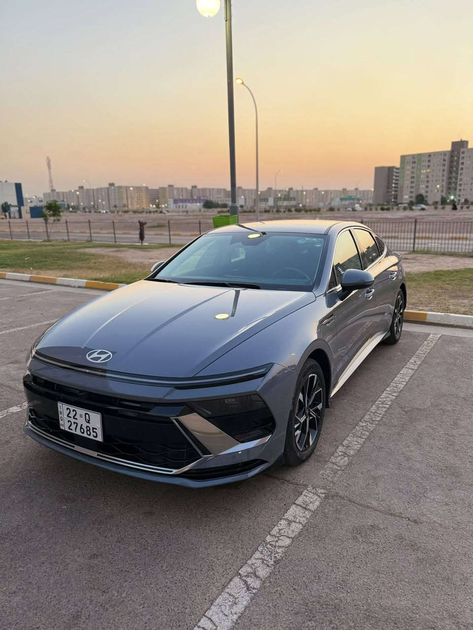 HYUNDAI SONATA 2024🇺🇸🇺🇸🇺🇸
حادث السياره دعاميه فقط
مكفوله من التعديل والبارد والتبديل والصبغ
 رقم اربيل تريد وكاله تحويل     
تسجيل جديد 
وترقيم جديد
مكينه2500  GDi
لون سمنتي مميز🩶🩶🩶
المواصفات 
بصمة دخول ذكي  
تحكم ستيرن 
رادار امامي مع تحديد مسار 
رادار خلفي 
رادار جانبي 
اوتو ستوب خلفي 
اوتو ستوب امامي 
شفتات ستيرن 
كشنات كهرباء وفول ايرباك 
كير تعليك 
حساس فتح جنطة الخلفية 
تشغيل عن بعد 
نظام خروج عن المسار 
نظام قيادة ذاتيه 

اوتو هولد 
هندبريك بصمة 
انظمة قياده  
كاربلي يدعم كافة الانظمة الهاتف 

كامرة خلفية دوارة
ويلكب حجم ١٨انج

نقط عمياء 
مراية داخليه تعتيم تلقائي 
شاشة تبريد تحكم كله لمس 
للاستفسار
واتساب او الاتصال *********** 
السعر 189 قفل قفل
مكان السياره بغداد زيونه بغداد, العراق
