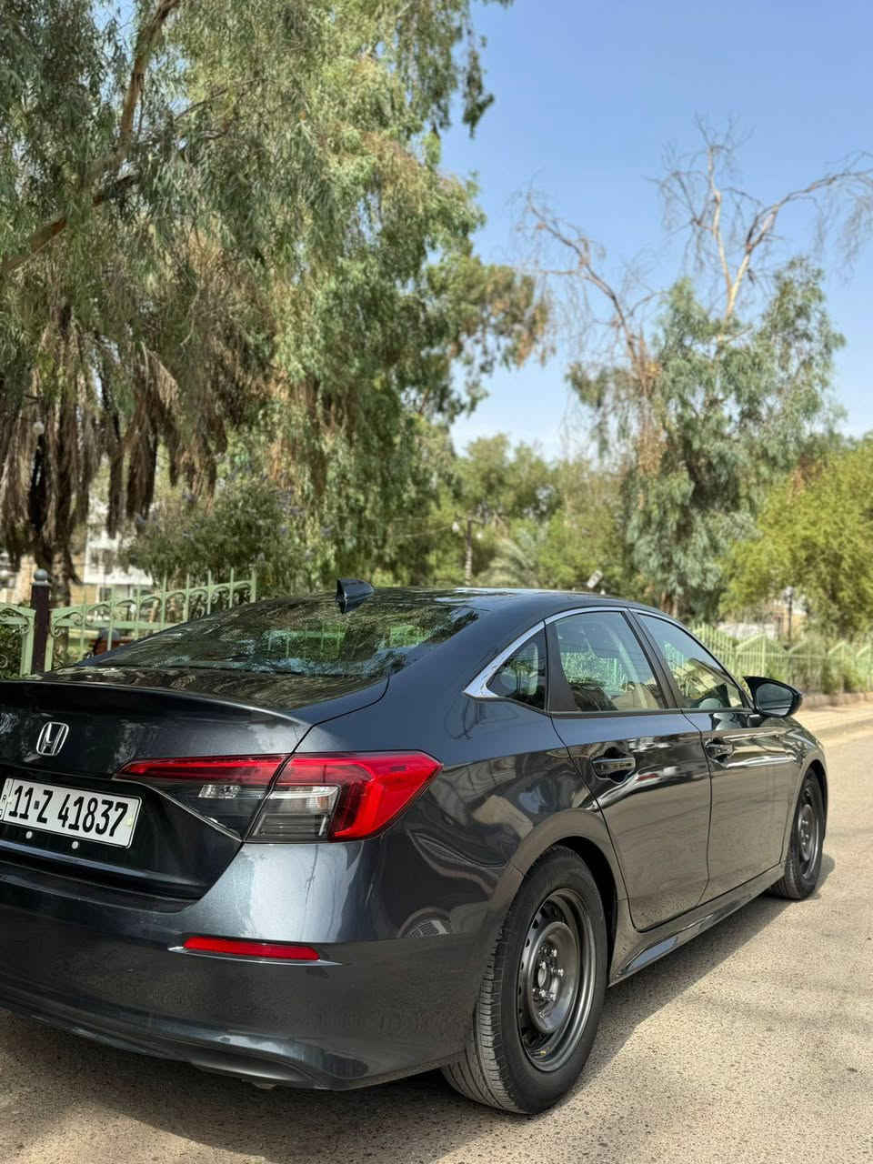 السلام عليكم
للبيع

هوندا سيفك 2023 

مواصفات LX 

محرك 2.0

حادث موضح بالسونار 
لا شاصي ولا لغد 

المحرك و الكير كفاله 

بيهة شوية بدعاميه امامية فطر صغير 

سيارة ماشية 59 الف ميل

جديدة و نظيفة 

السعر مناسب جدا 

للاتصال 

***********
