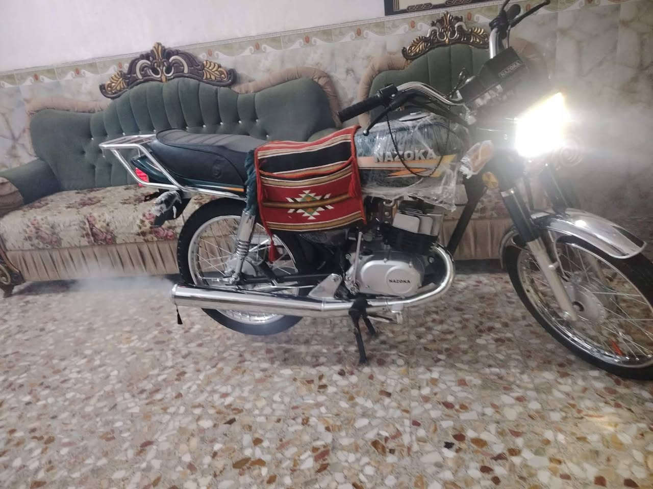 السلام عليكم موطور ساسوكي 
للمروسه اب اربعه كير او دايون
المكان كربله طويريج ***********
