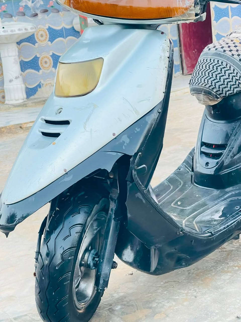 دراجه فراشه للبيع جاهزه من كلشي گبل للشارع 
تخم تاير كابريته و بلك وباتري جدد بالباكيت بيع مستعجل   مكان ديالى المقداديه 

لسعرر  150 وبيها مجال 
استفسار اكثر اتصل على الرقم 
***********
