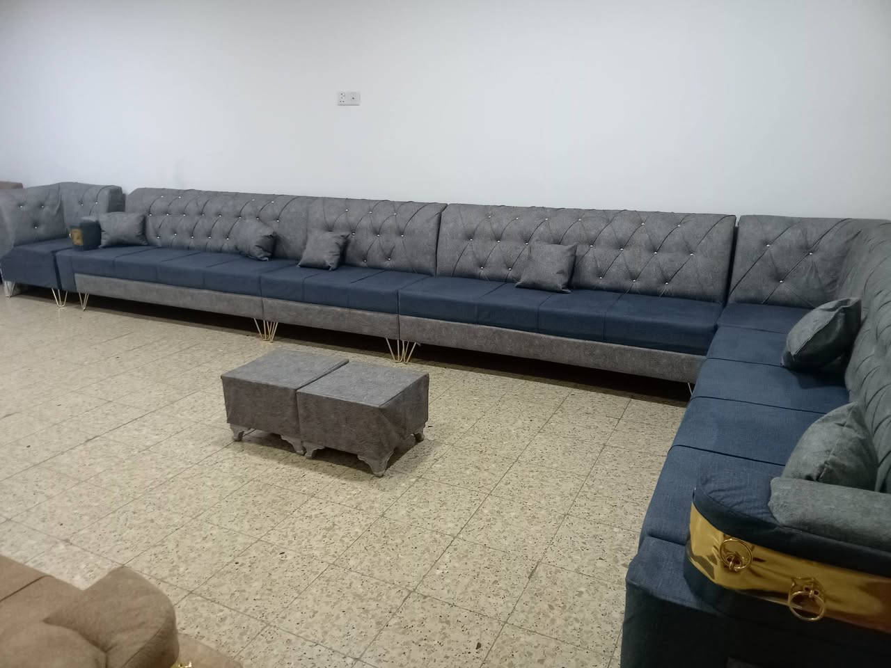 ديوان • ١٥ مقعد • تفصيل نجار