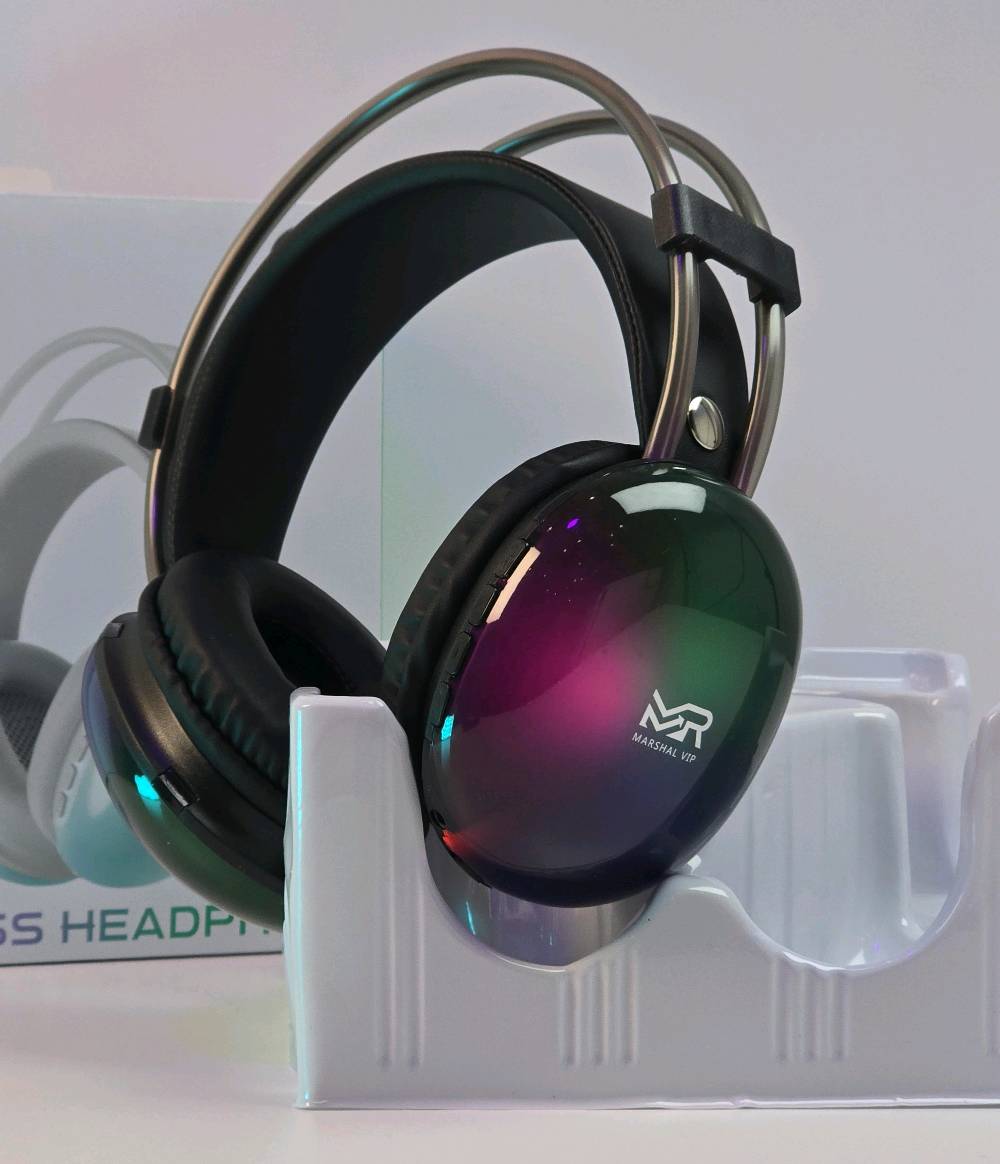 توفرة سماعه ارجيبي . تخلي تجربتك غير

صوت أقوى..

وإضاءة RGB

سماعة ألعاب لاسلكية بتقنية 5.4 Bluetooth صوت Extra Bass میکروفون HD وإضاءة RGB

متدرجة

تشغيل يصل إلى 15 ساعة

مدى يصل إلى 10 أمتار

شحن - Type

تدعم الاتصال السلكي AUX 3.5mm

مناسبة للألعاب الموسيقى
بسعر25الف