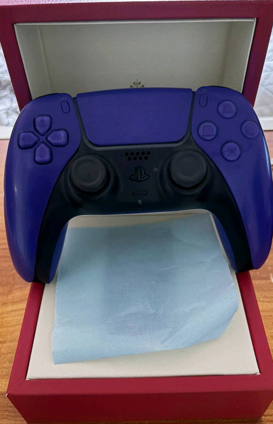 🎮 جوستك PS4 للبيع
✅ شغال ومختبر
🎮 أزراره وأنالوجاته شغالة
💰 سعر سريع 
سعر الجوستك 9 الاف