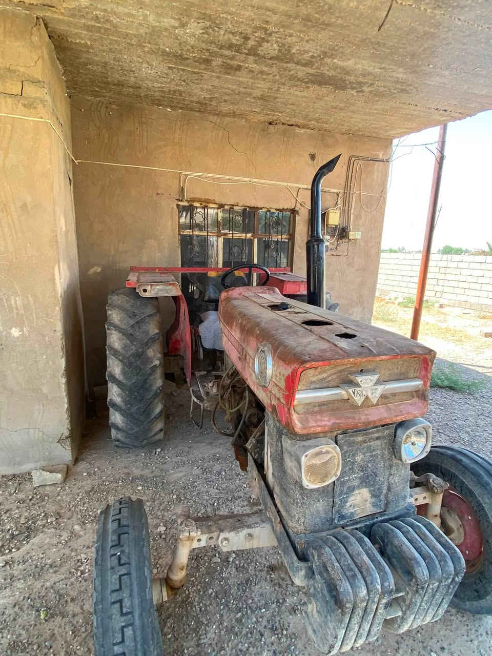 السلام عليكم تنكتر قديم للبيع محرك نظيف كير نظيف تايرات نص عمر امامي وخلفي اوراق مابي (مكلف بل نشر ) 
رقم صاحب التنكتر (***********)المكان صلاح الدين تكريت ابو مريم ايسر العجيلي
