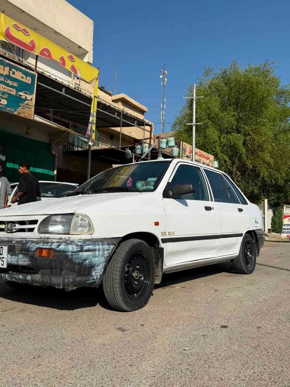 ￼￼ ‏سايبة 11 مقفولة من قير مكينة  ***********￼
