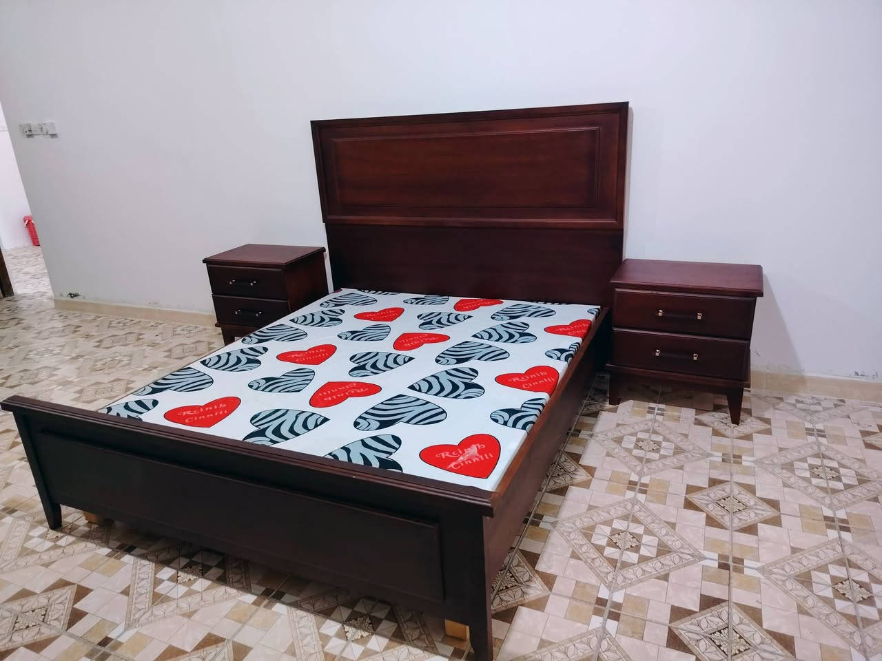 غرفة نوم صاج درجة أولى عنوان كوت مشروع ***********
