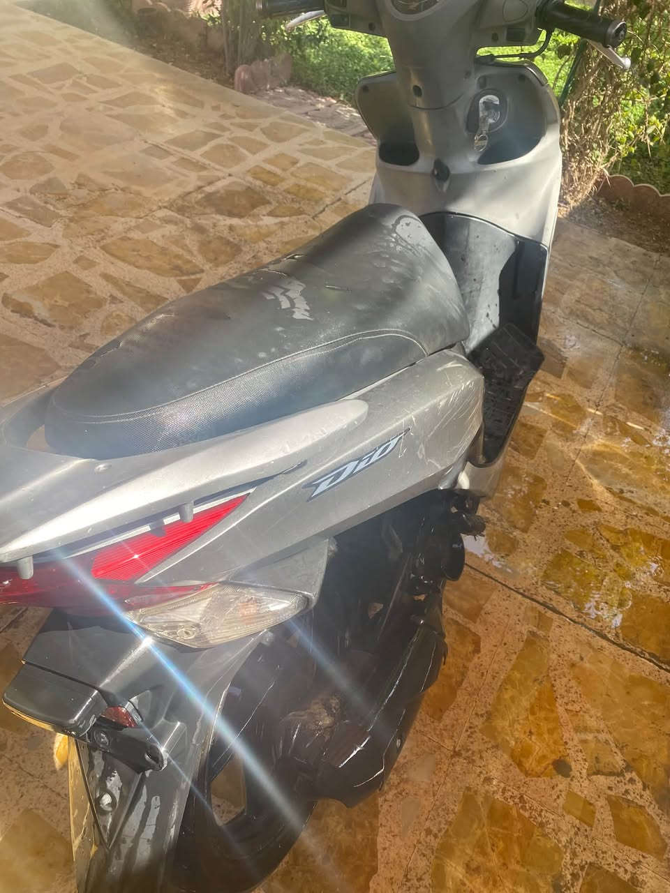 Honda Dio
هوندا ديو للبيع 

السعر: 850 ألف قابل للتفاوض بالمعقول

🔹 ديو نظيف

🔹 المحرك ما مفتوح

🔹 ما مبدل بي شي حسب الحالة

🔹 أوراقه موجودة

🔹 الماطور جاهز للفحص والتجربة

🔹 بيه خدوش استعمال طبيعية

🔹 بيه نقص قطعة بسيطة من الدرع ومبينة بالصور

🔹 البيع للجادين فقط

📍 الموقع: سامراء
رقم الهاتف ***********
