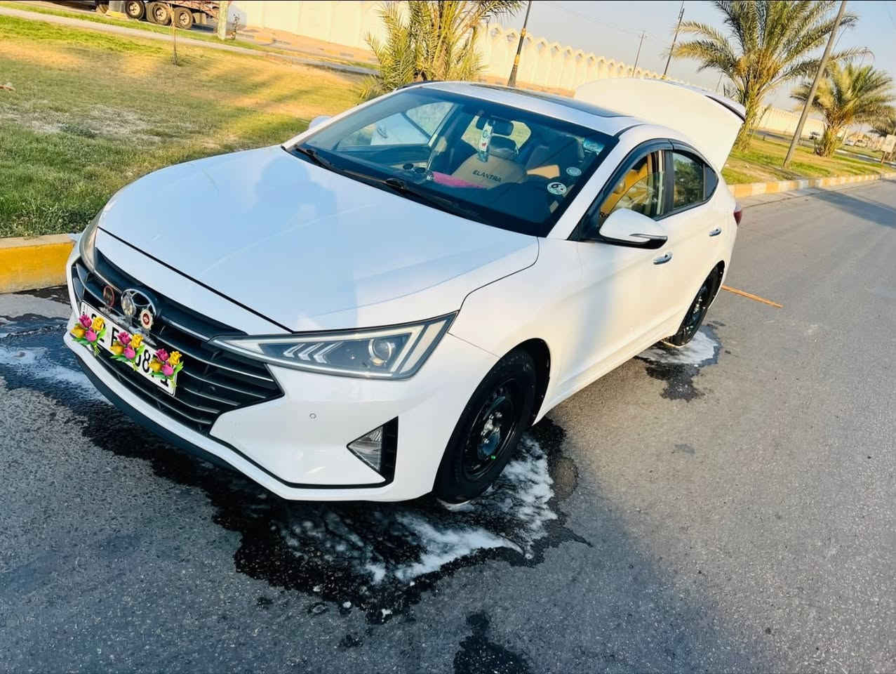 سياره الانتره للبيع خليجي 2019 مكفوله كفاله عامه من كلشي فول موصفات سعر 175 بي مجال  علمن سياره ويل كب وليس ويل عادي رقم الهاتف ***********
