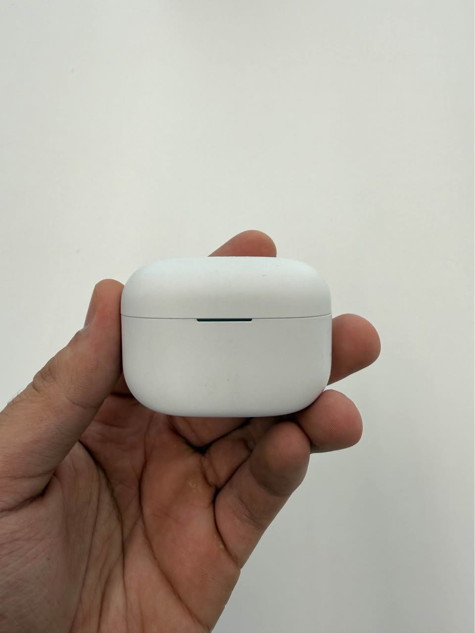 Sony LinkBuds S سماعة للبيع

سماعة Sony أصلية نظافتها 100%
ضمان سنة استبدال من ماستر 
وياها الكارتونة وجميع ملحقاتها
حافظات سيلكون عدد 2 لون اسود و زيتوني 
 
سماعة كلش حلوة و خفيفة بالاذان و مميزاتها متخلص

• Active Noise Cancelling لعزل الضوضاء
• Ambient Sound حتى تسمع اللي يمك بدون ما تشيل السماعة
• Speak-to-Chat، من تحچي توكف الموسيقى تلقائياً
• Adaptive Sound Control
• دعم LDAC للصوت عالي الجودة
• DSEE Extreme لتحسين جودة الصوت
• Multipoint، تربط جهازين بنفس الوقت
• IPX4 مقاومة للرذاذ

• بطارية لحد 6 ساعات بالسماعات مع العزل، و20 ساعة ويا الكيس
• خفيفة جداً، تقريباً 4.8g للسماعة
• تتحكم بيها بالكامل من تطبيق Sony Sound Connect 

السعر 280 الف

مكاني بغداد حي الجامعة 
*********** بغداد, العراق
