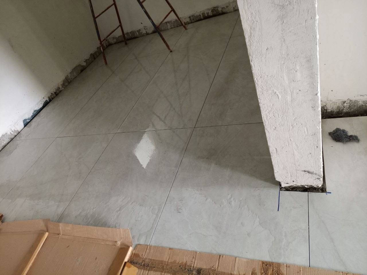 اسطة سيراميك • ارضيات • جداري
