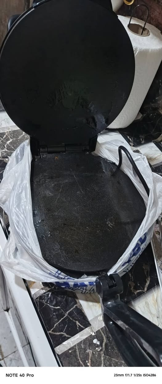 سلام عليكم غراض للبيع نضيفات ومشغلات تواصل ***********
