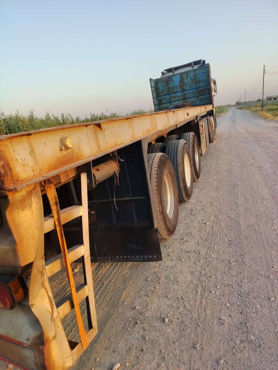 سلام عليكم البيع عربانه سكندريه طول 12 ونص تخم تاير مكفوله كفاله عامه دناكير 14 ألماني مدور مكان بغداد رقم صاحب العربانه  *********** اخوان اني مكلف بل نشر ما اجاوب خاص
