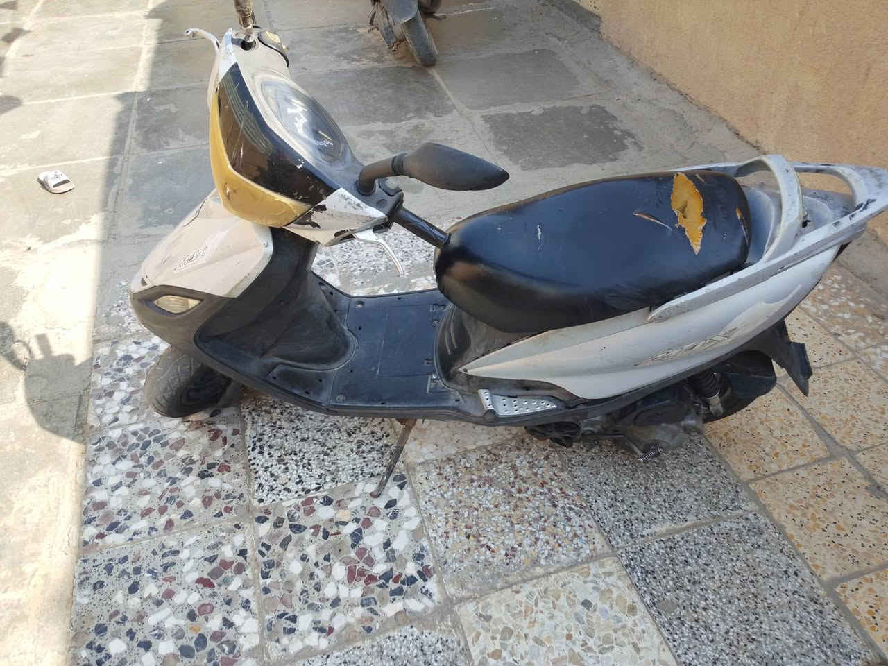 سلام عليكم دراجه ماكس 140 سعرها 200 وبيها مجال حك الجيه مكاني بغداد كماليه ***********واتساب موجود كوم حديد شغاله بس ابيع كوم حديد

