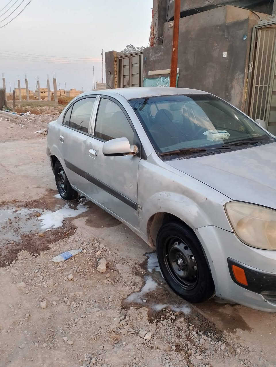 السلام عليكم كيه ريو مديل 2006
كير عادي محرك لف 1600 سياره ضربتها جملغ خلفي 
والعراق جملغ اماما بدون دواخل سياره لا شاصي لا لغد لا حوض سياره مكانها بغداد قرب هزه المرور الحسينيه سعر 50وبيه مجال رقم

***********
