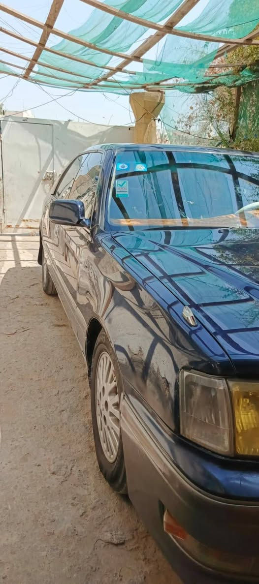 راس الثور فلات موديل ,95باسمي مكفوله من العيب الشرعي والكص والنقل  والعيب الشرعي تبريد وكير ومكينه وحداديه بل كارتون غرفه جديدة تبريد ثلج مكاني بابل الاسكندريه *********** بيها فقط ضربه في الجاملغ الخلفي مصبوغه حزام جماليه
