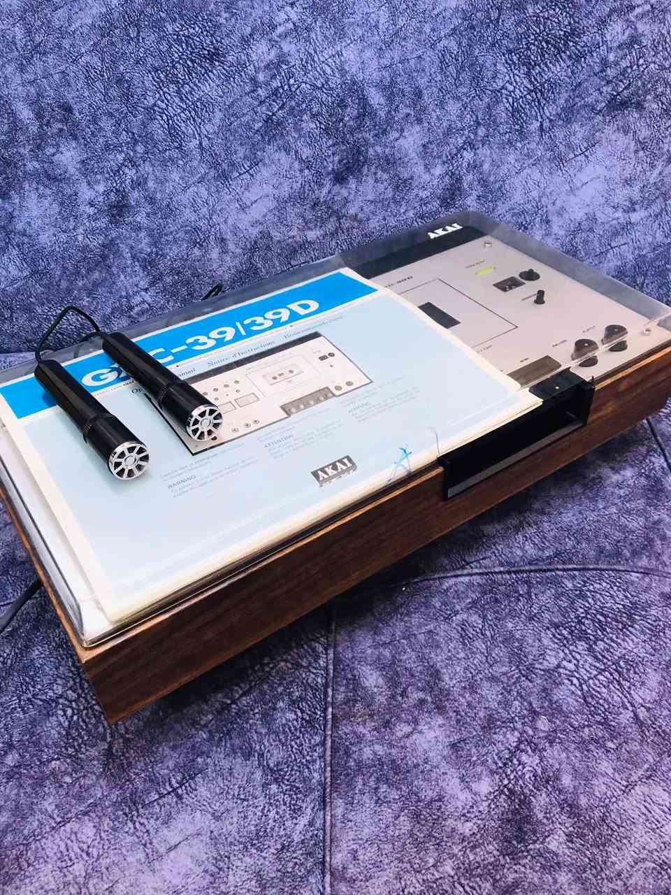 للبيع 🔇
الغني عن تعريف ( AKAI-GXC-39 D )
الجهاز نقص فقط كارتون مامشتغل
الغطاء  + المايكات + الكتلوك
(نظام دك وليس ناطق يحتاج مكبر صوت )
للاستفسار اكثر مراسلة الصفحة 
وات ساب *********** ☎️
