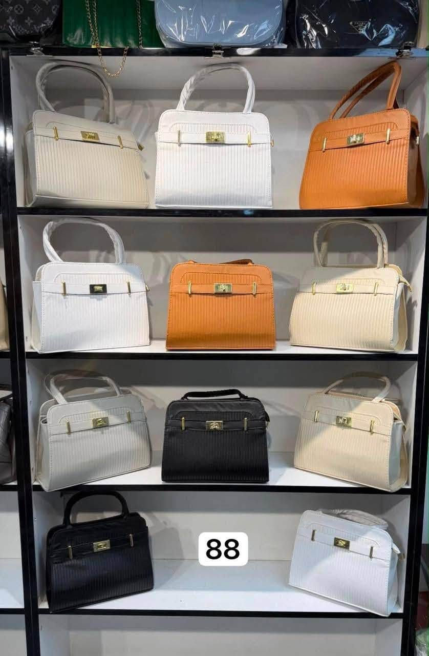 أنواع الموديلات داخل القناة ✨👜
https://t.me/bagswoman7

💖 سعر الدرزن يبدأ من 33 ألف.
للحجز 

***********
