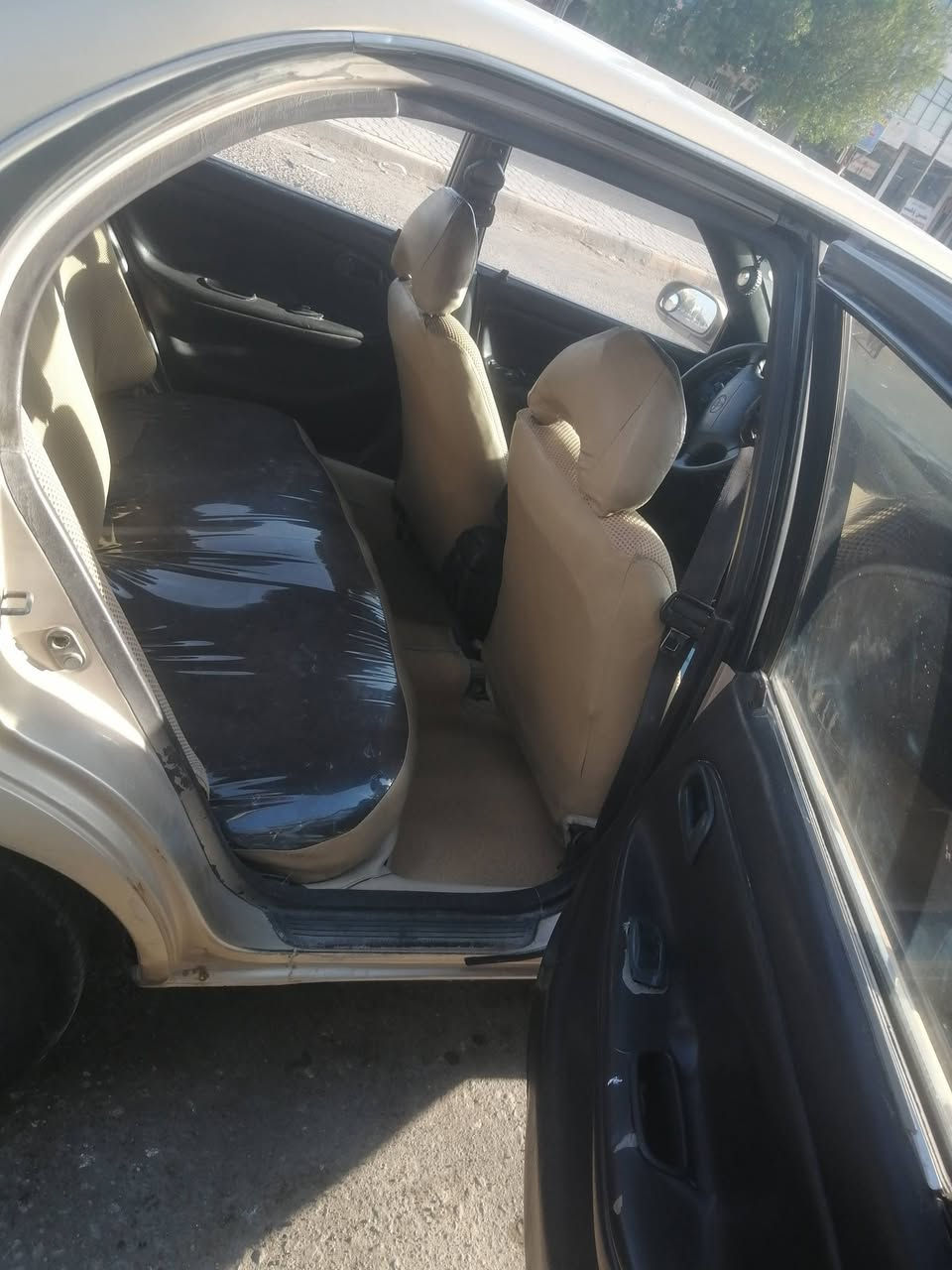 كورلا ٩٢ للبيع
كهربائيات شغالة
شاشة اندرويد وسماعات ستريو
محرك جيد
التبريد منظومة كاملة بس غاز عوزه وصوندة مالته طكت
الكير تعبان
حدادية نص عمر
مابيها لا كصة ولا خياسات
رقم انكليزي وسنوية لل٢٨  راعيها بالنجف يمي 
ملاحظة؛ راعيها يريد مداوررررر
السعر ٣٨
***********
الملحقات؛ سبير وجك

