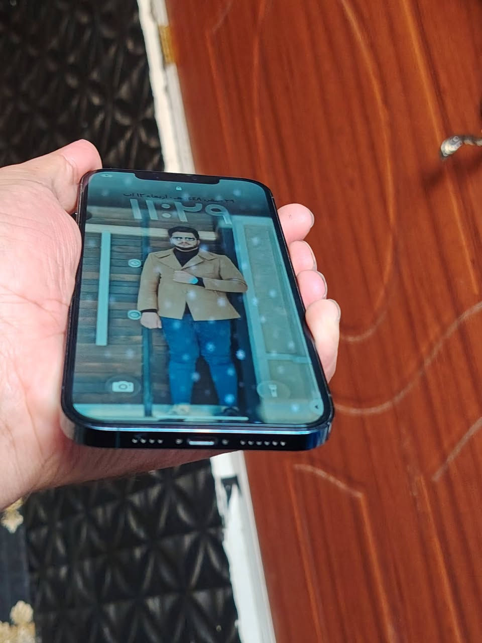 📱 آيفون 12 برو ماكس

🔹 الموديل: M (شرق أوسط)
🔹 الذاكرة: 256GB
🔹 البطارية: 80% (مستبدلة ببطارية وكالة)
🔹 الحالة: نظيف، ومكفول من الشخطات فقط.
🔹 الكارتونة الأصلية موجودة 📦
🔹 ويّاه كيبل شحن.
السعر قفل من لاخير 450 حته ماتعبك وتعامل 449ميرهم 
المكان ديوانيه جلبيه 
 الجهاز نظيف
