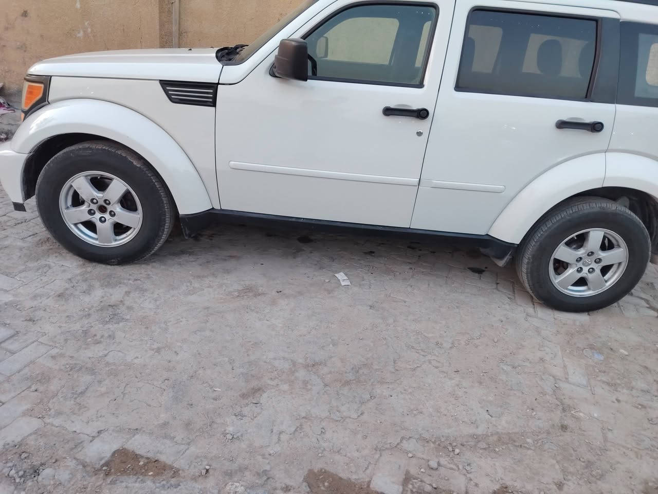 دوج نترو • ٢٠٠٩ • رقم انكليزي
