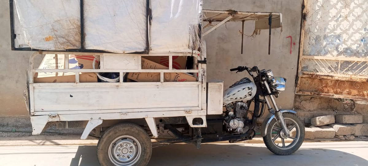 السلام عليكم ستوتا للبيع بيها سنويه محرك مامفتوح تواير جدد السعر 1150وبيها مجال لطيبين لتواصل خبر علا الرقم اني مكلف بل نشر اخوان ***********@@@المكان القوسيات

