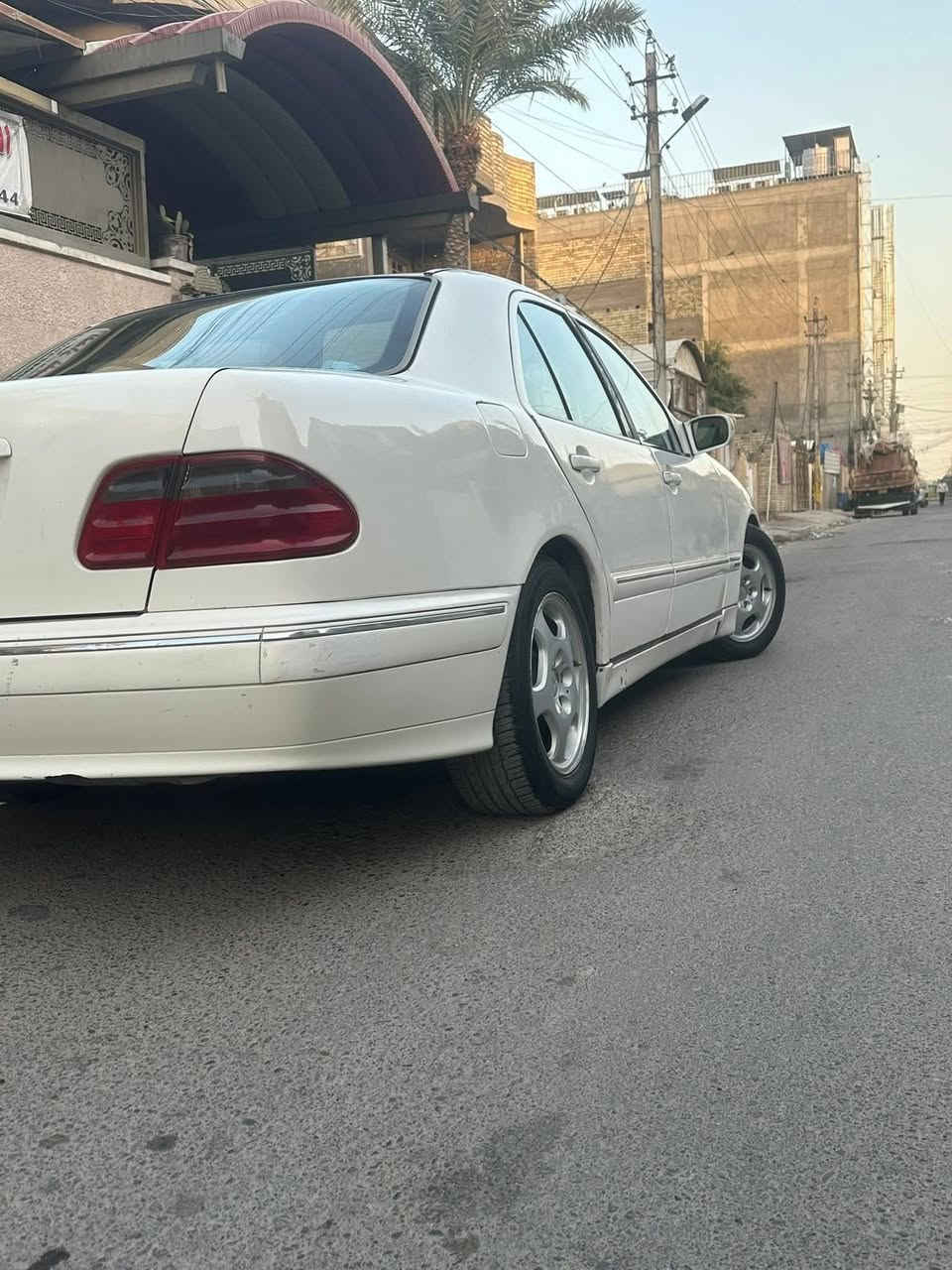 السلام عليكم للبيع مارسيدس ام عيون رقم انكليزي باسمي
مكان السياره رمادي
السعر 75 ورقه بيها مجال
الشراي يجي يفحص يقتنع
بيك خير تدلل لاتعامل بلموبايل
موديل 2002 اصل وبليته
محرك V بلادي مكفول
كير مكفول
كهربائيات كلها بلاديه
السيار تحتاج صبغ وسمكره
بيها خياس بلسلايت والصندوك
تخم تاير جديد
بطاريه اصليه جديده
للاتصال
***********
