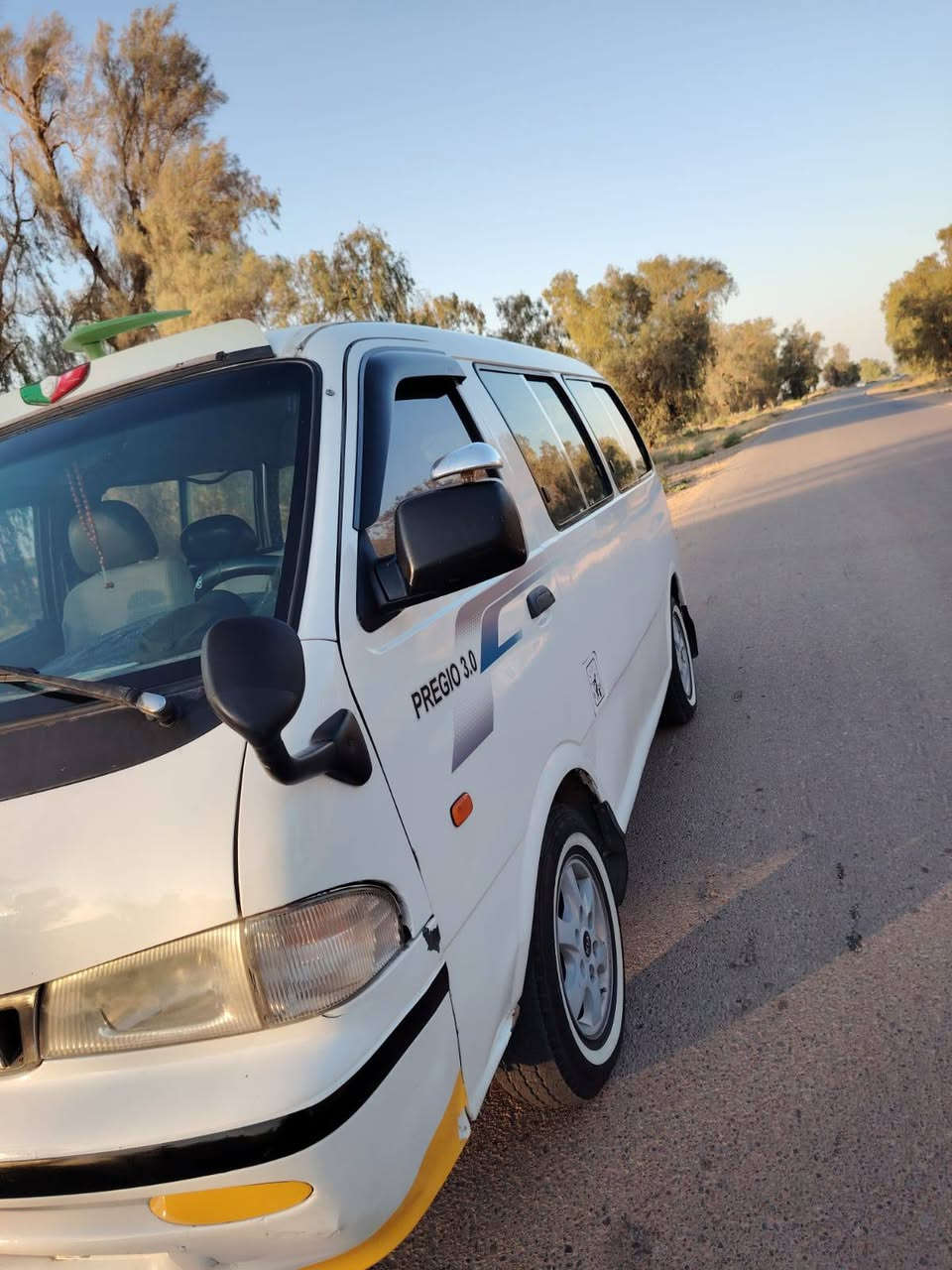 السلام عليكم بريجو للبيع موديل ٩٨ سياره جاهزه محرك كير اكسل شرط شواصي كشنات منغولي جلد غرفتها نضيفه كلشش وسنويه٢٨ تريد تحويل تريد وكاله سنويه تجدد ٣٢ باسم المشتري 
مكان ديالى بعقوبه سعر ٧٠ 
متواجد ع نت رقم لتواصل ***********
