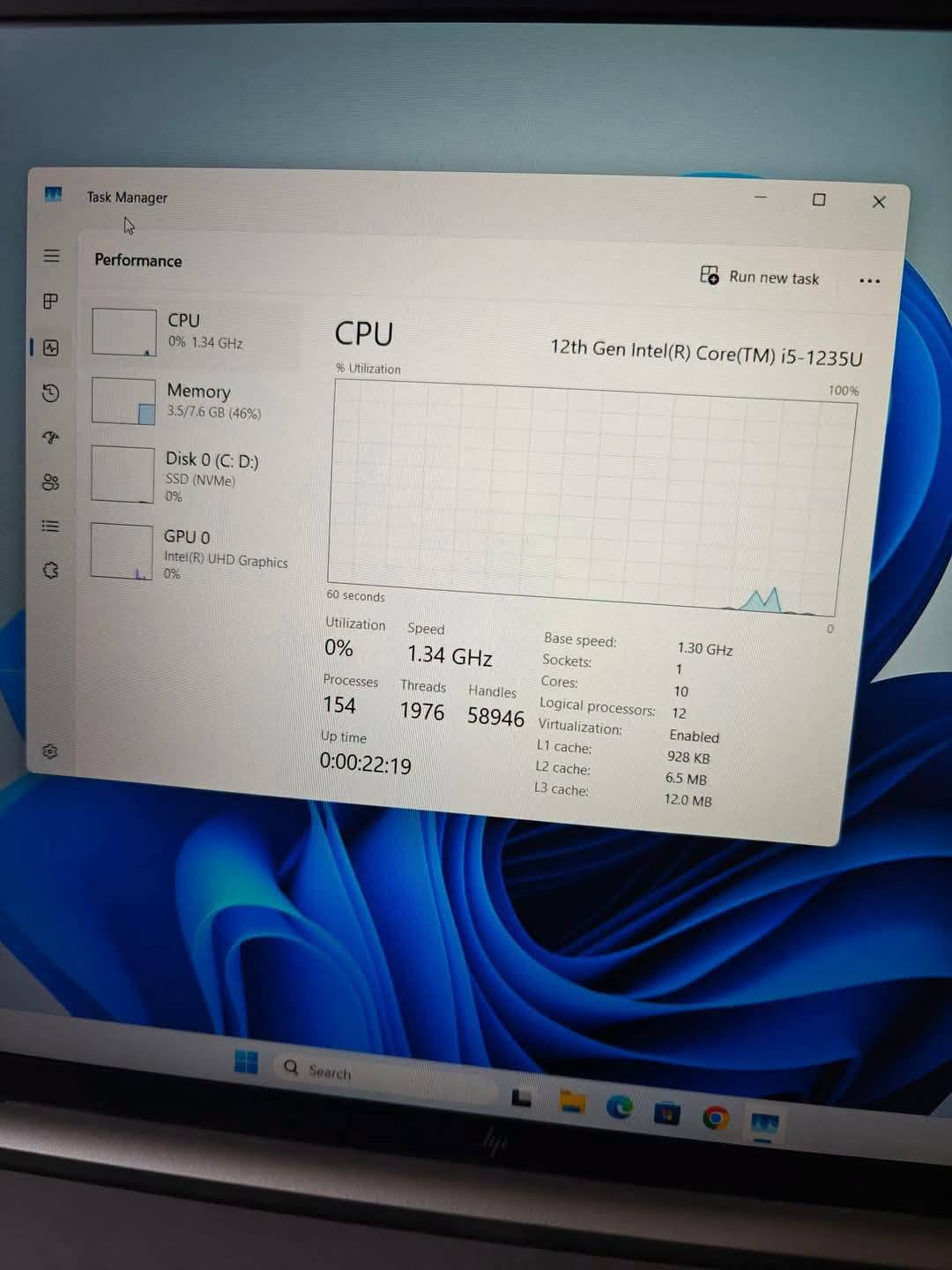 🔥 عرض خاص  آخر 5 قطع فقط

💻 HP EliteBook 860 G9 – الجيل 12

💰 السعر: 625 ألف دينار عراقي

✨ مستخدم نظيف جداً وبحالة ممتازة

📌 المواصفات:
🔹 معالج Intel Core i5-1235U – الجيل الثاني عشر
🔹 رام RAM:8GB DDR5 بسرعة 4800MHz
🔹 تخزين SSD 256GB NVMe
🔹 كرت شاشة Intel UHD Graphics
🔹 شاشة 16 إنج Full HD
🔹 لوحة مفاتيح كاملة مع Numpad

🪟 نظام التشغيل:
✅نظام التشغيل Windows 11 Pro أصلي ومفعّل
✅ الجهاز جاهز للاستخدام مباشرة

🔌 المنافذ:
• USB Type-C / Thunderbolt 4
• USB 3.2
• HDMI
• LAN RJ-45
• منفذ سماعة 3.5mm
• قارئ Smart Card حسب الإصدار

🎯 مناسب لـ:
✔️ الدراسة والجامعة
✔️ الأعمال المكتبية
✔️ البرمجة
✔️ المحاسبة
✔️ برامج Microsoft Office
✔️ التصميم الخفيف
✔️ التصفح والاجتماعات الأونلاين

⭐ أبرز المميزات:
✅ معالج جيل 12 بأداء ممتاز
✅ شاشة 16 إنج بمساحة عرض أكبر وراحة أكثر
✅ سرعة واستجابة عالية بفضل SSD NVMe
✅ لوحة مفاتيح كاملة مع أرقام
✅ جودة تصنيع عالية وتصميم أنيق
✅ مناسب للاستخدام اليومي والعمل والدراسة

🎁 المرفقات:
🔌 الشاحن
💼 جنطة لابتوب

🛡️ ضمان استبدال لمدة 7 أيام

🚚 يوجد توصيل إلى جميع محافظات العراق

📱 واتساب: ***********
📞 اتصال: ***********

نص مكتوب في الصور:
- ياسر للحاسبات
- جودة عالية - أداء مضمون - أسعار منافسة
- بيع لابتوبات
- جديد و مستعمل
- ***********
- ***********0
- يوجد توصيل لكافة المحافظات
- DirectX Diagnostic Tool
- System Display Sound Input
- This tool reports detailed information about the DirectX components and drivers installed on your system.
- If you know what area is causing the problem, click the appropriate tab above. Otherwise, you can use the "Next Page" button below to visit each page in sequence.
- System Information
- Current Date/Time: Thursday, July 9, 2026, 8:34:11 PM
- Computer Name: DESKTOP-N87L3P2
- Operating System: Windows 11 Pro 64-bit (10.0, Build 26200)
- Language: English (Regional Setting: English)
- System Manufacturer: HP
- System Model: HP EliteBook 860 16 inch G9 Notebook PC
- BIOS: U71 Ver. 01.18.01
- Processor: 12th Gen Intel(R) Core(TM) i5-1235U (12 CPUs), ~1.3GHz
- Memory: 8192MB RAM
- Page file: 3400MB used, 6343MB available
- DirectX Version: DirectX 12
- Check for WHQL digital signatures
- DxDiag 10.00.26100.5074 64-bit Unicode Copyright © Microsoft. All rights reserved.
- Help
- Next Page
- Save All Information...
- Exit
- Search
- Device
- Name: Intel(R) UHD Graphics
- Manufacturer: Intel Corporation
- Chip Type: Intel(R) UHD Graphics Family
- DAC Type: Internal
- Device Type: Full Display Device
- Approx. Total Memory: 4040 MB
- Display Memory: 128 MB
- Shared Memory: 3912 MB
- DirectX Features
- DirectDraw Acceleration: Enabled
- Direct3D Acceleration: Enabled
- AGP Texture Acceleration: Enabled
- DirectX 12 Ultimate: Disabled
- Notes
- No problems found.
- Drivers
- Main Driver: igdumdim64.dll,igd10iumd64.dll,igd10
- Version: 32.0.101.7085
- Date: 3/3/2026 03:00:00
- WHQL Logo'd: Yes
- Direct3D DDI: 12
- Feature Levels: 12_1,12_0,11_1,11_0,10_1,10_0,9_3
- Driver Model: WDDM 3.2
- Task Manager
- Performance
- Run new task
- CPU
- 12th Gen Intel(R) Core(TM) i5-1235U
- % Utilization
- 100%
- 0%
- 60 seconds
- Utilization
- Speed
- 1.34 GHz
- Base speed:
- Sockets:
- Cores:
- Logical processors:
- Virtualization:
- L1 cache:
- L2 cache:
- L3 cache:
- 1.30 GHz
- 1
- 10
- 12
- Enabled
- 928 KB
- 6.5 MB
- 12.0 MB
- Processes
- 154
- Threads
- 1976
- Handles
- 58946
- Up time
- 0:00:22:19
- 0% 1.34 GHz
- Memory
- 3.5/7.6 GB (46%)
- Disk 0 (C: D:)
- SSD (NVMe)
- GPU 0
- Intel(R) UHD Graphics