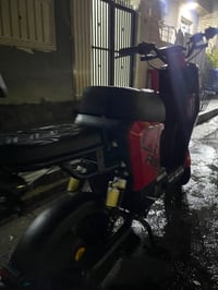 دراجه R9 نضفه كلش بطارياته ما متعوبات  تمشي 109 شحنه يطول يوم كامل تاي...